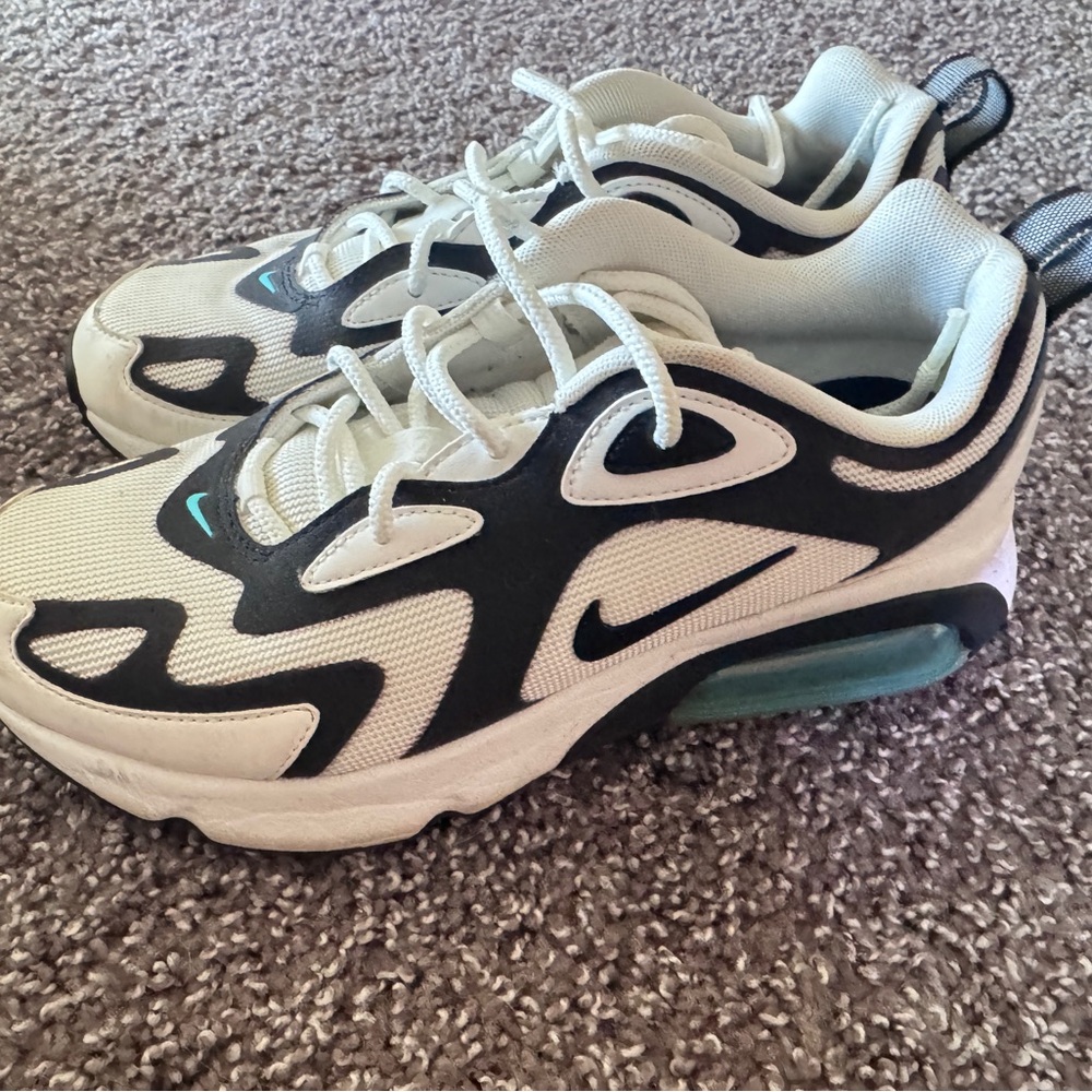 Nike Air Max 200